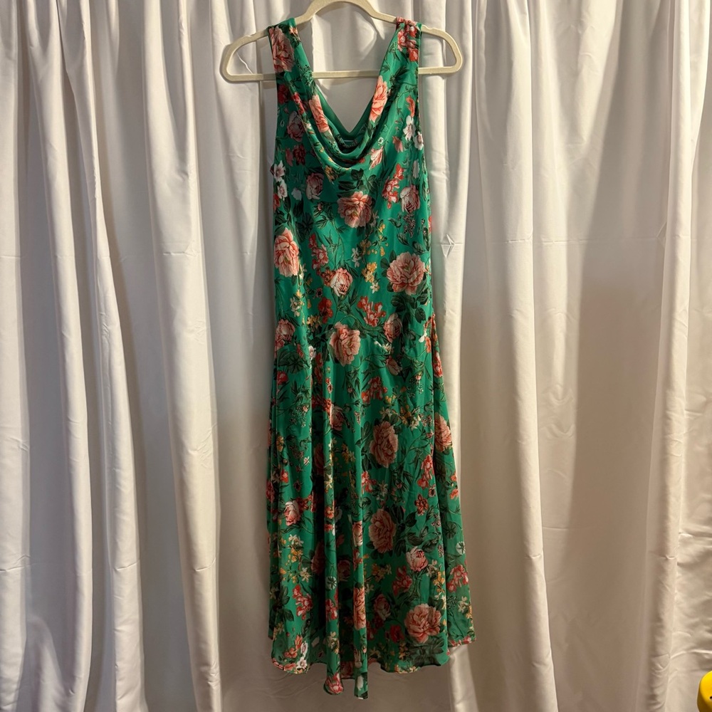 Robbie Bee Drape Neck Green Floral Midi Dress - Size 14